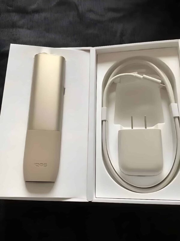 iluma-one加熱煙機_PhotoGrid-1.jpg iluma-one加熱煙機